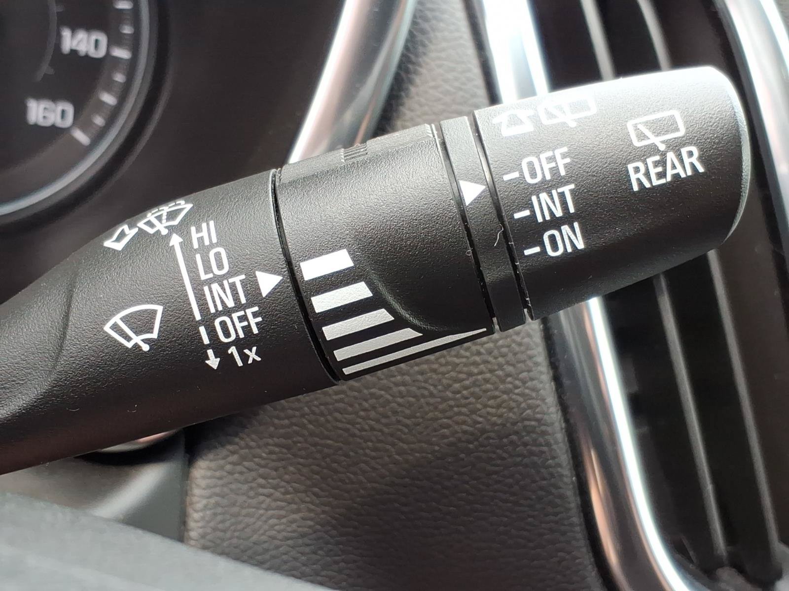 Used 2024 Chevrolet Equinox LT AWD/4WD image 29