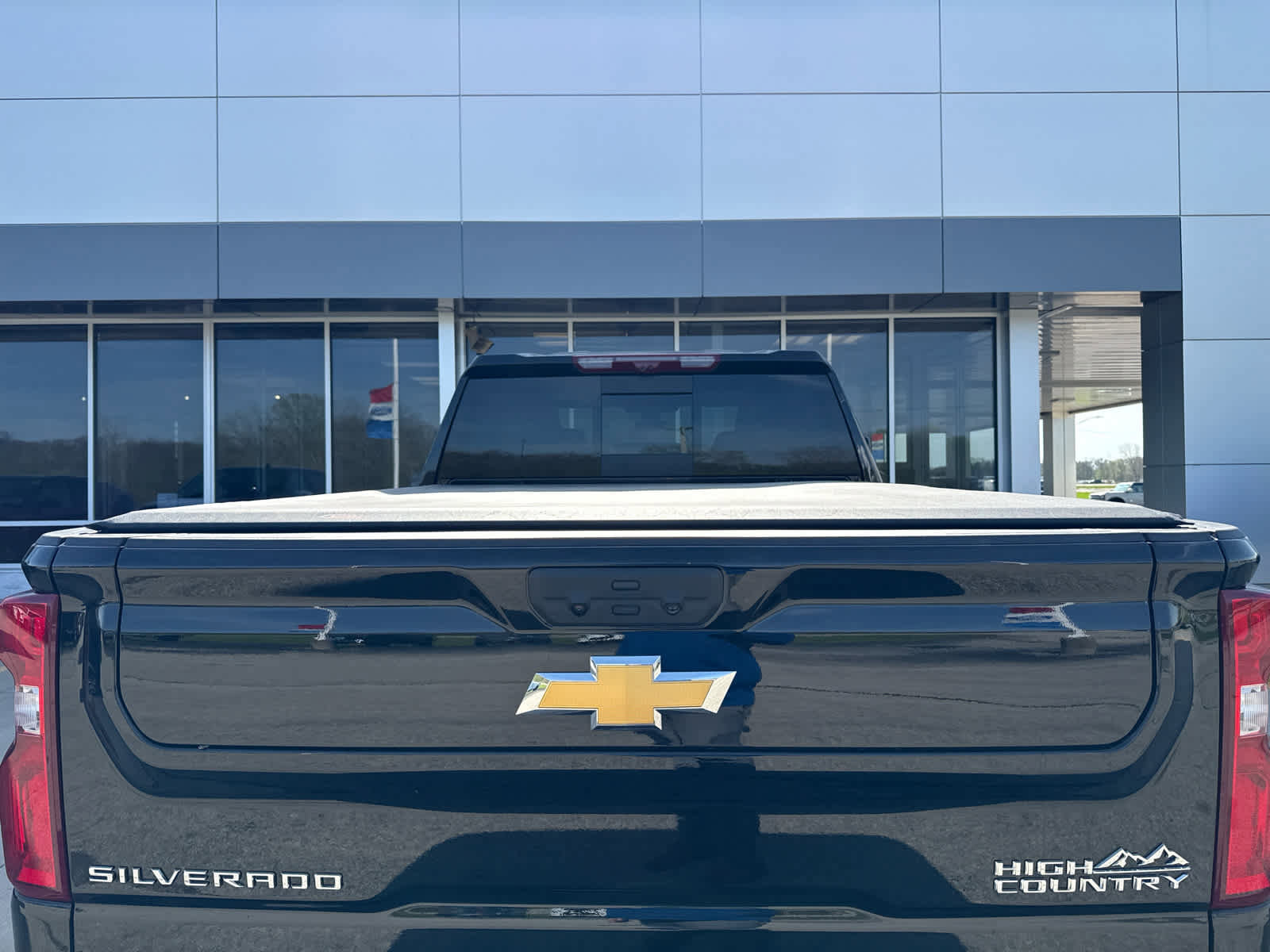 Used 2022 Chevrolet Silverado 2500 High Country image 11