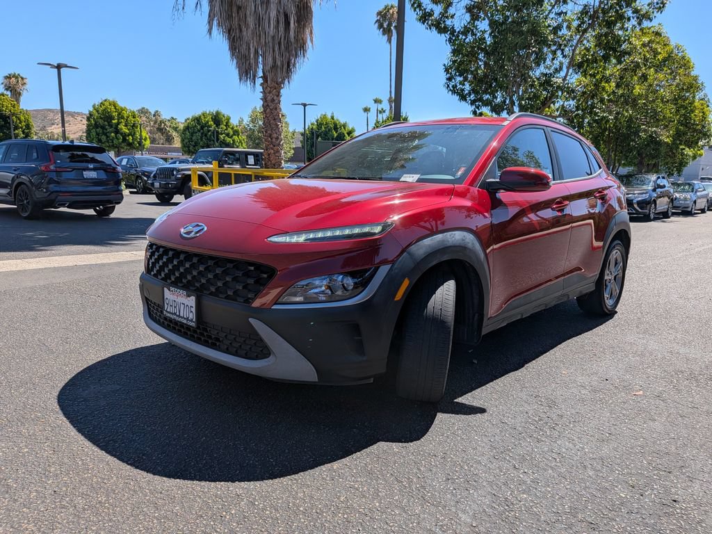 Certified 2023 Hyundai Kona SEL AWD/4WD image 5