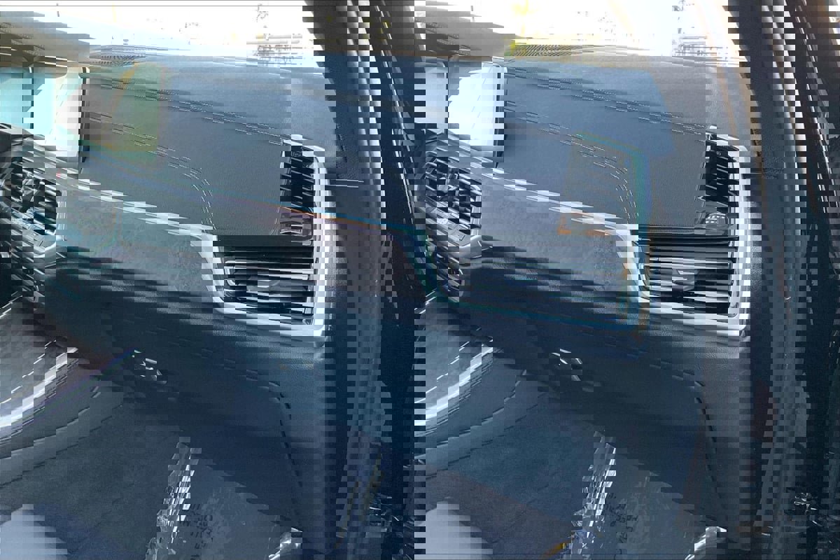 Used 2022 BMW X5 xDrive40i w/ Premium Package image 13