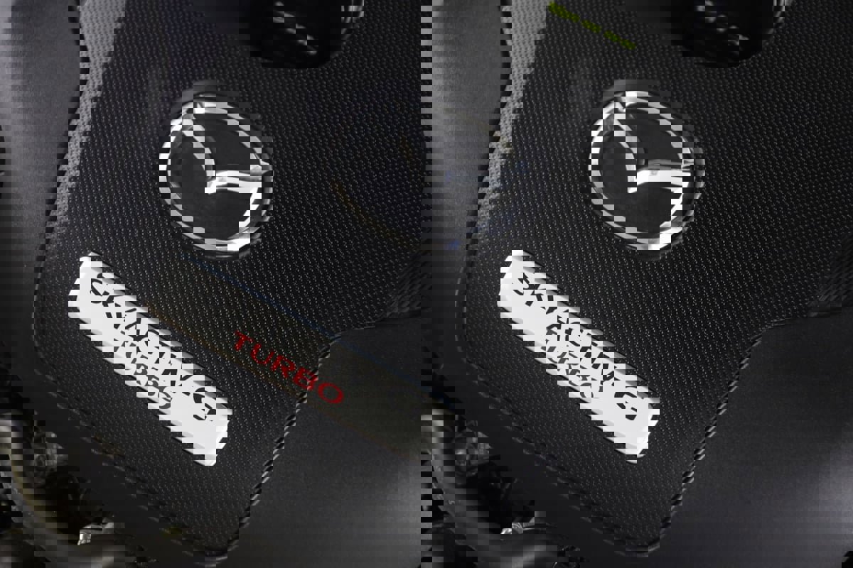 Used 2025 MAZDA MAZDA3 Carbon image 21