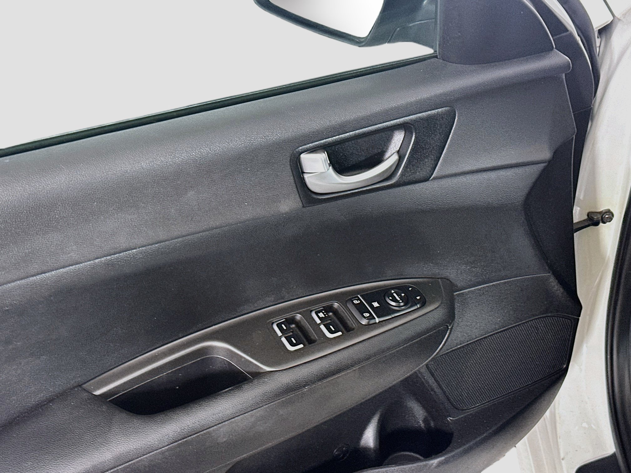 Used 2018 Kia Optima LX FWD image 15