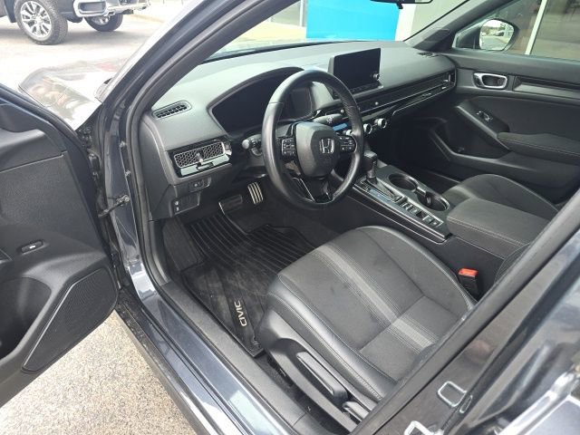 Used 2023 Honda Civic Sport image 11