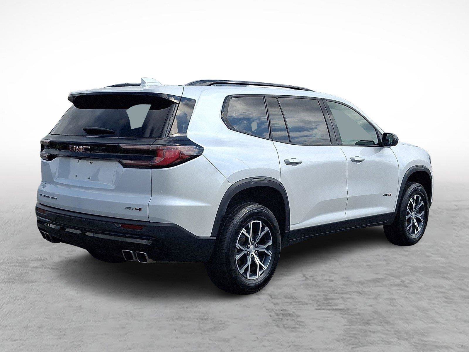Used 2024 GMC Acadia AT4 w/ Luxury Package AWD/4WD image 6