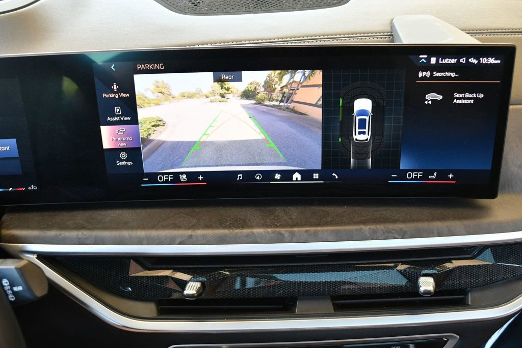 Used 2024 BMW X7 xDrive40i w/ M Sport Package image 58