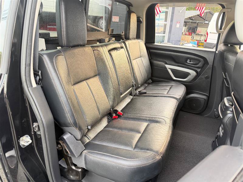 Used 2016 Nissan Titan SL AWD/4WD image 19