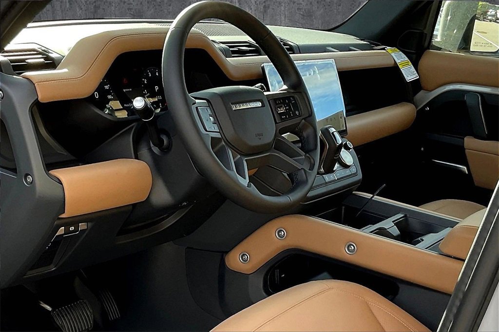New 2026 Land Rover Defender 110 S image 7