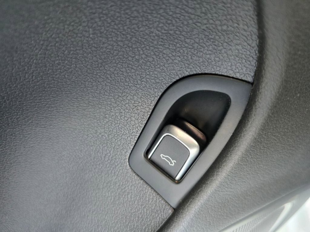 Used 2015 Audi A4 2.0T Premium Plus w/ Premium Plus Package AWD/4WD image 26