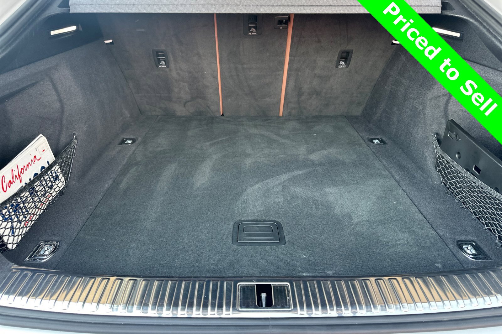 Used 2024 Audi Q8 e-tron Premium image 18