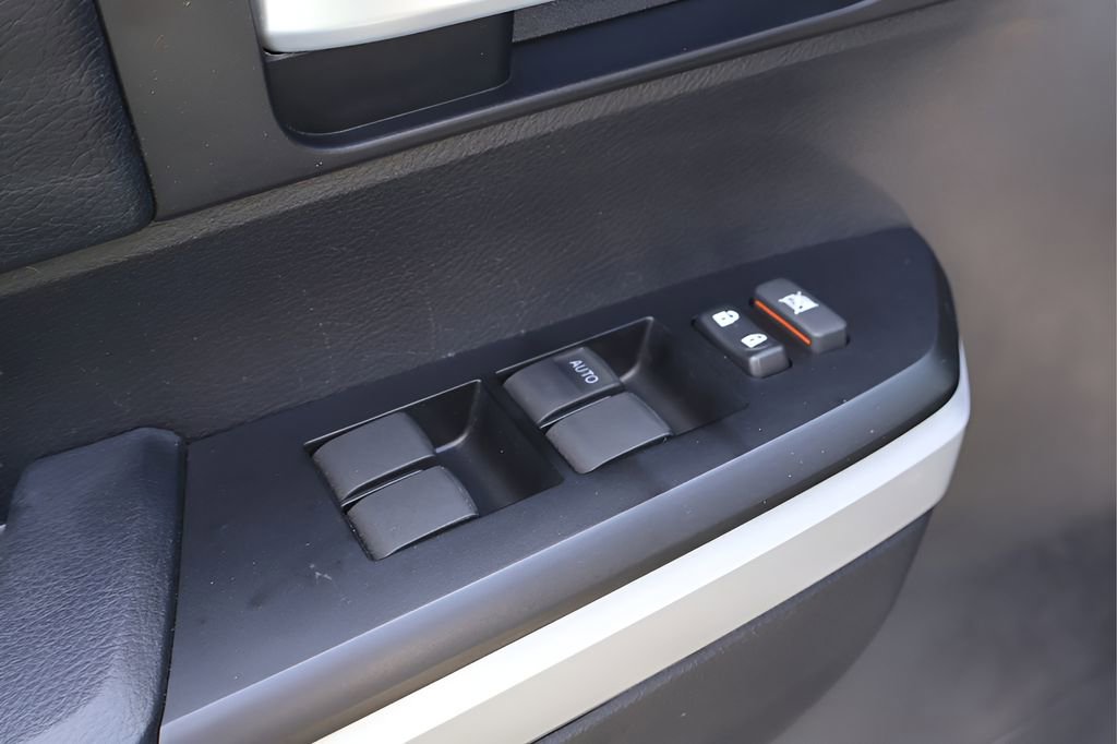 Certified 2021 Toyota Tundra SR5 image 10