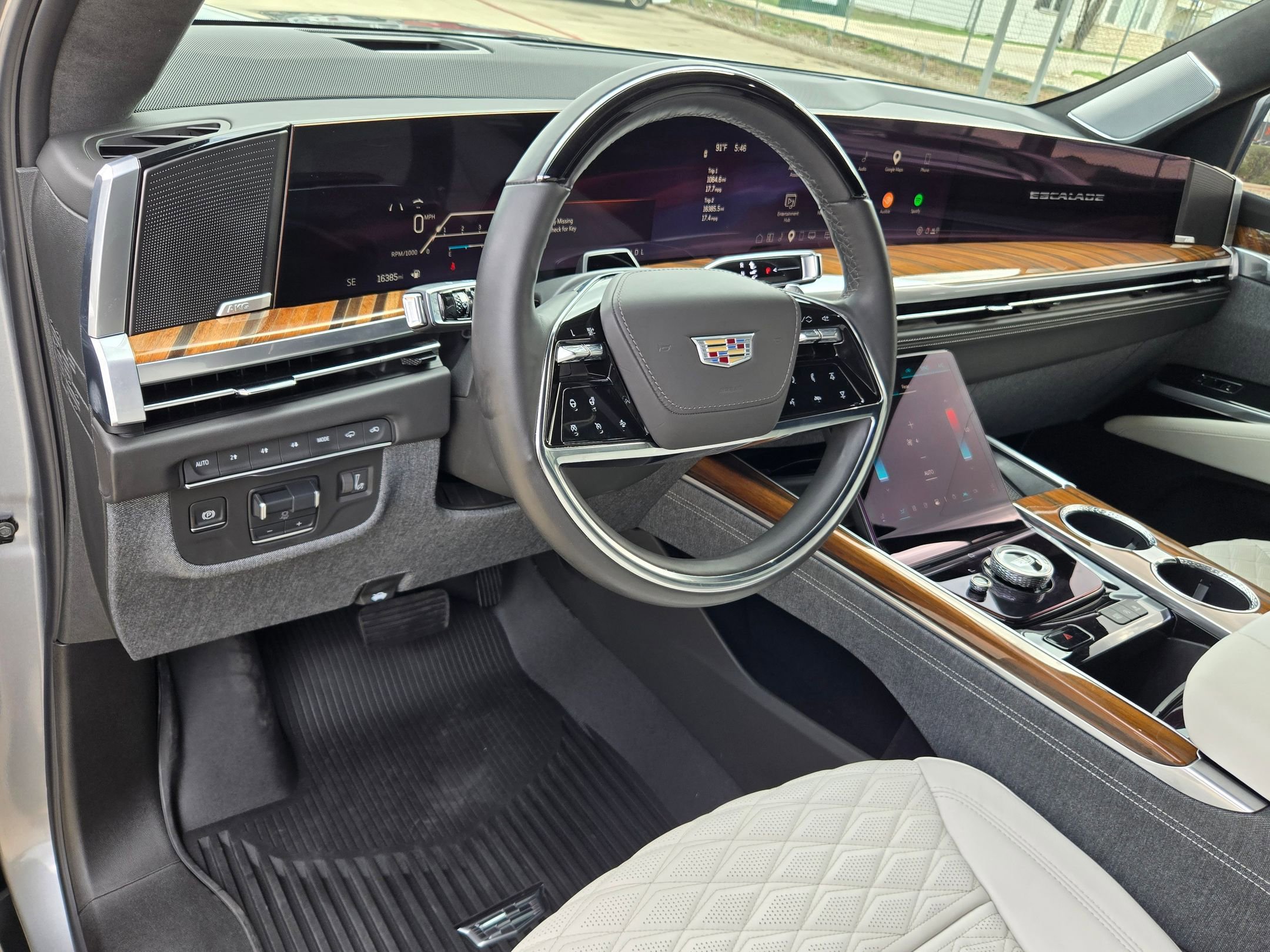 Certified 2025 Cadillac Escalade Sport Platinum w/ LPO, ONYX Package AWD/4WD image 10