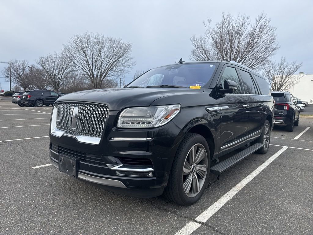 Used 2018 Lincoln Navigator L Reserve w/ Technology Package image 5