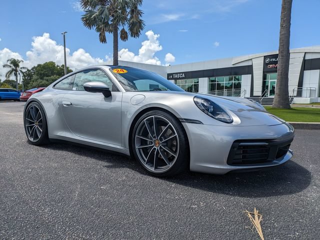 Used 2024 Porsche 911 Carrera RWD image 2