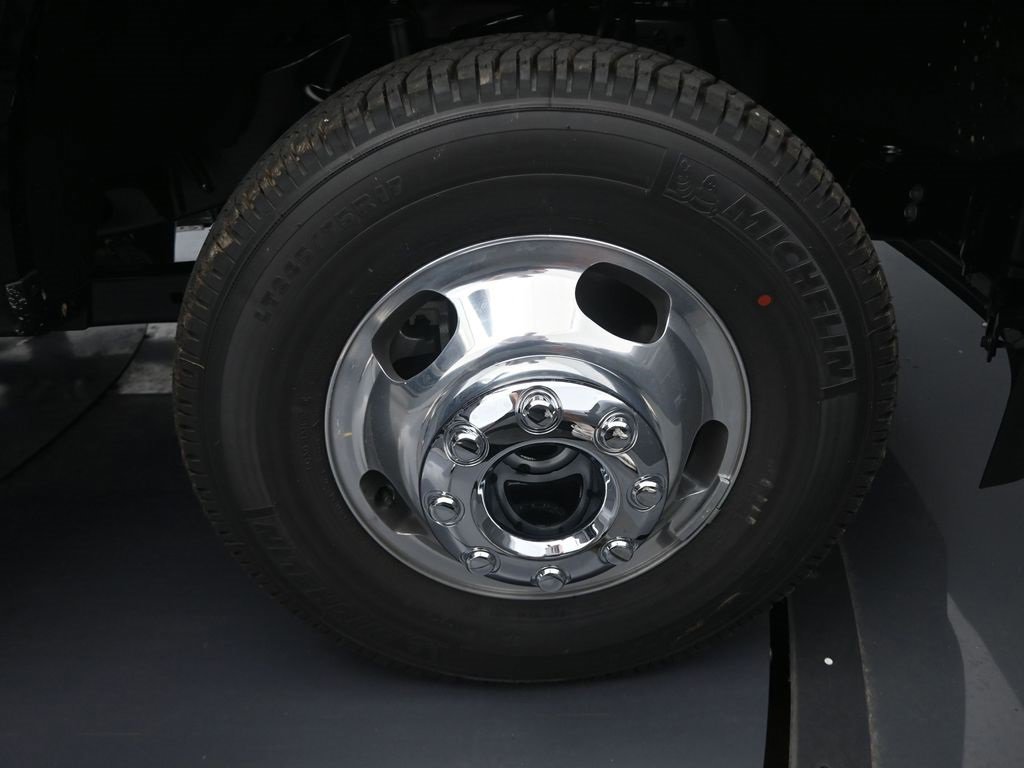 Used 2025 Ford F350 XL w/ XL Driver Assist Package image 27