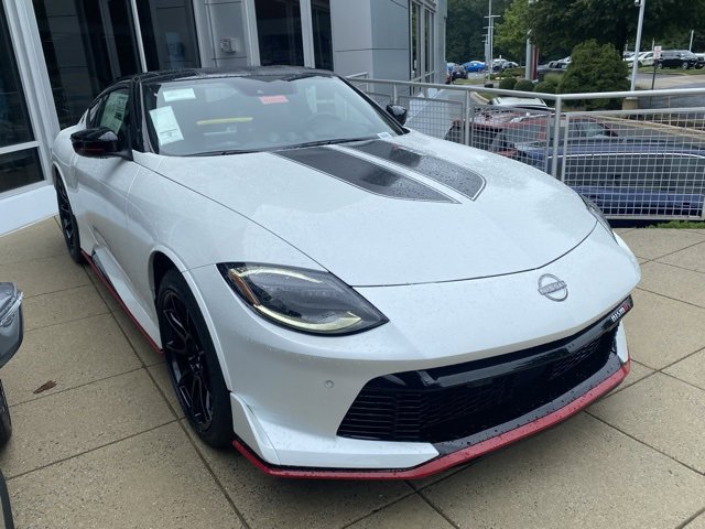 New 2024 Nissan Z NISMO w/ Floor Mat Package image 2