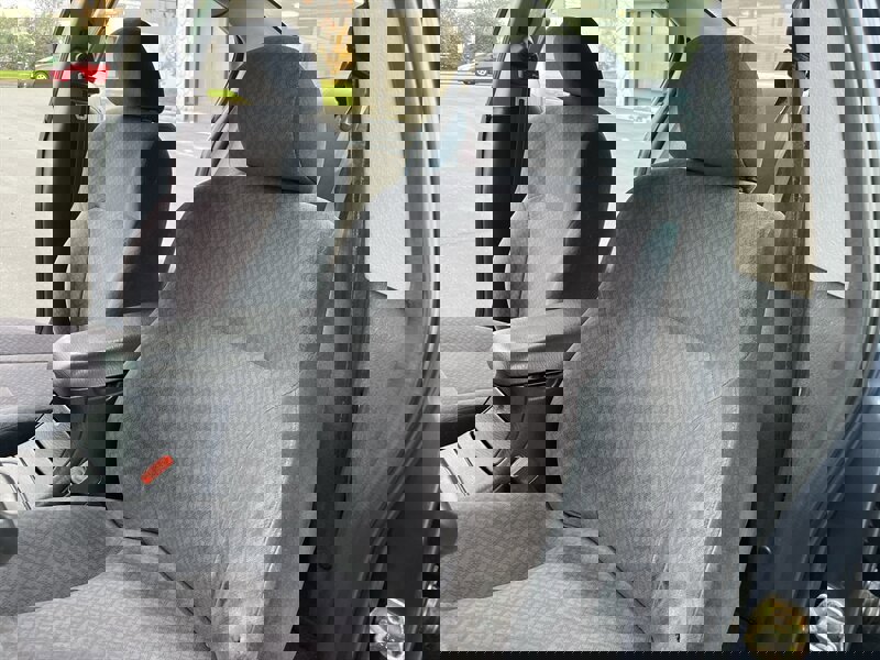 Used 2000 Dodge Intrepid image 27