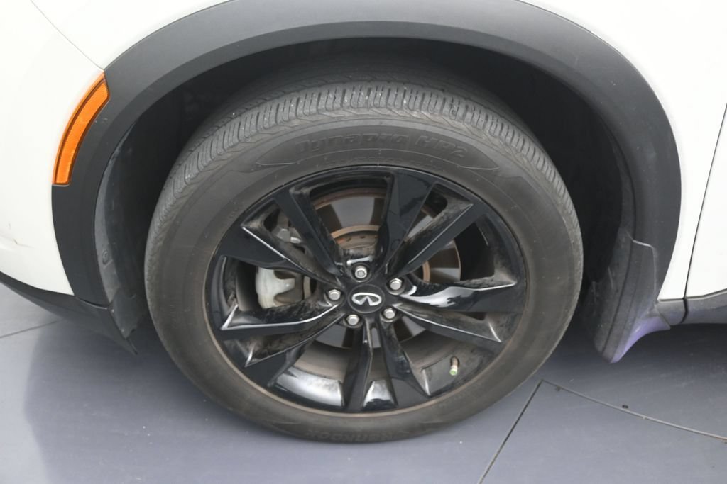Used 2025 INFINITI QX60 Luxe w/ Black Edition FWD image 9