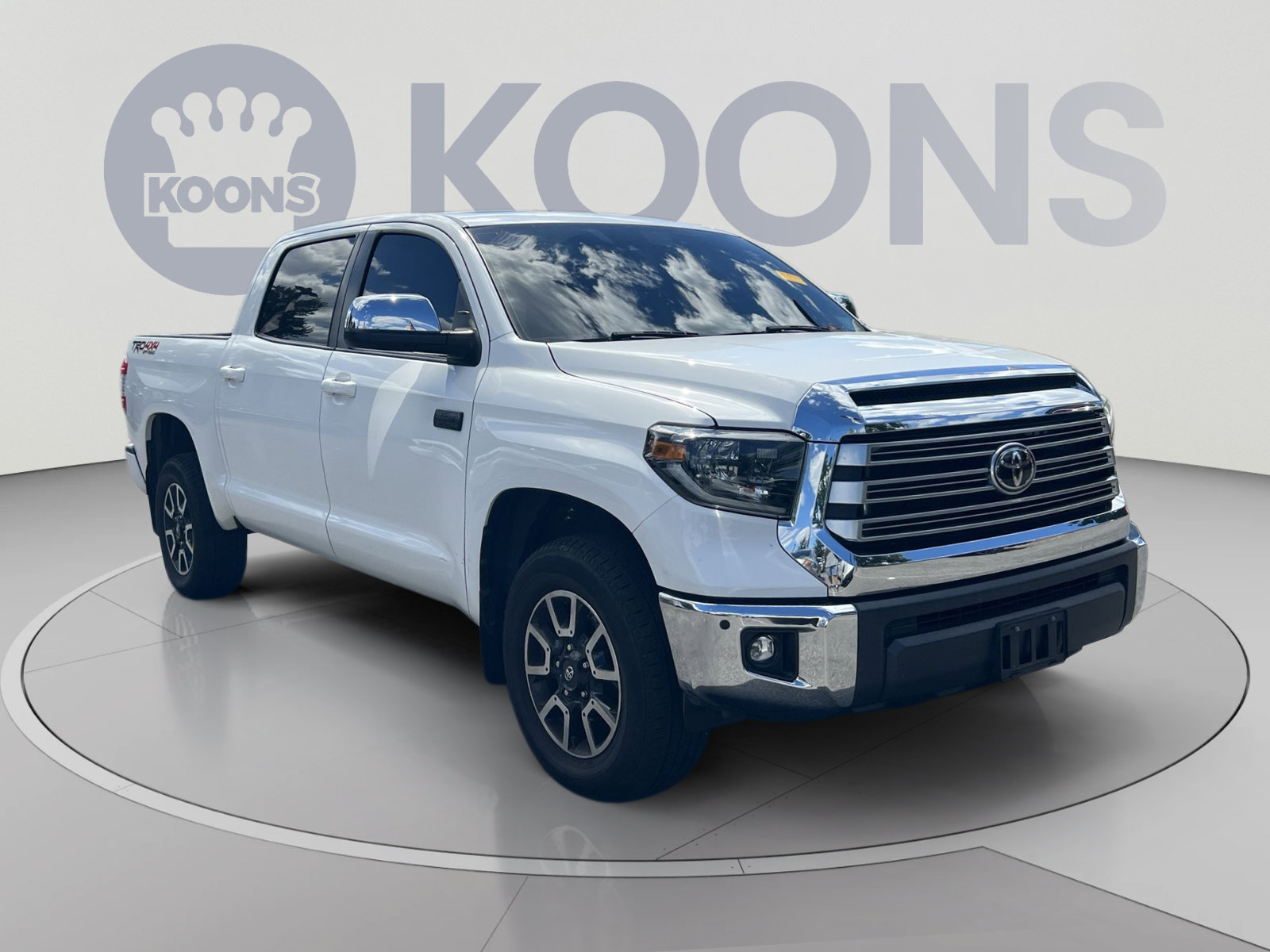 Used 2020 Toyota Tundra Limited w/ Limited Premium Package AWD/4WD image 10