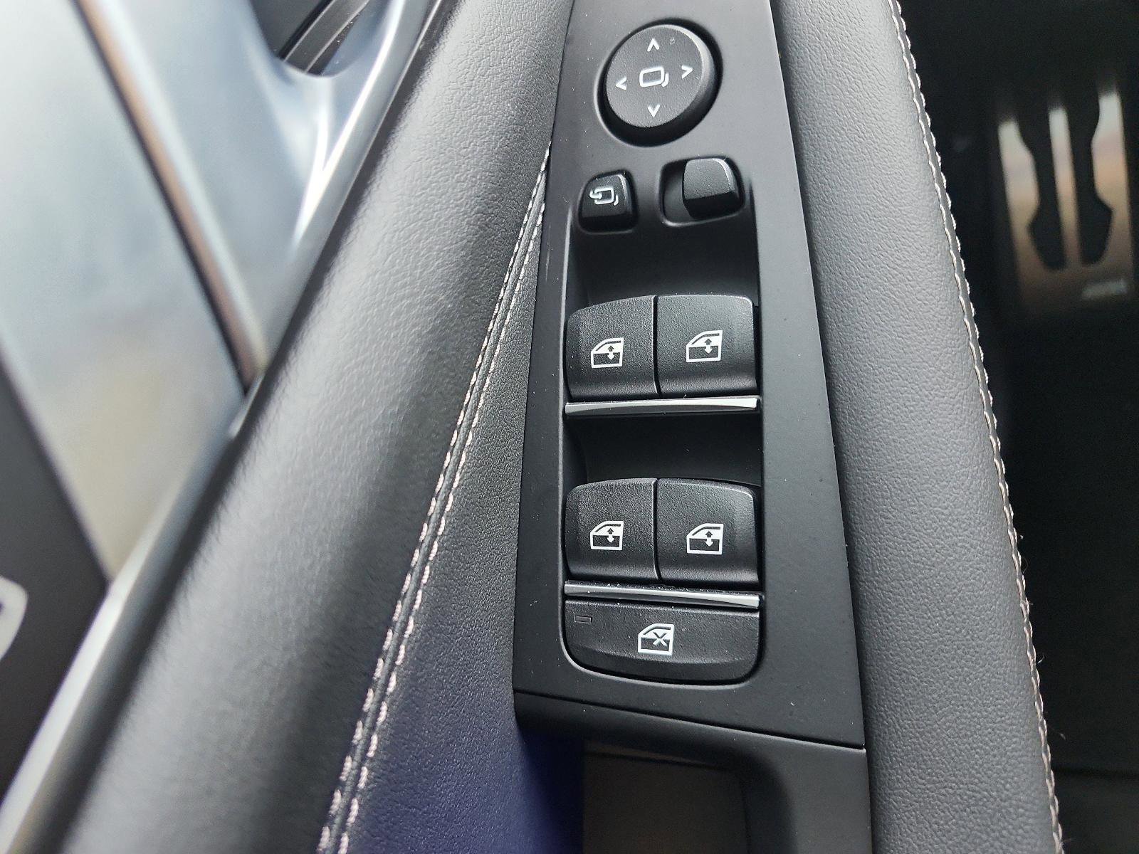 Used 2025 BMW X5 M60i image 21