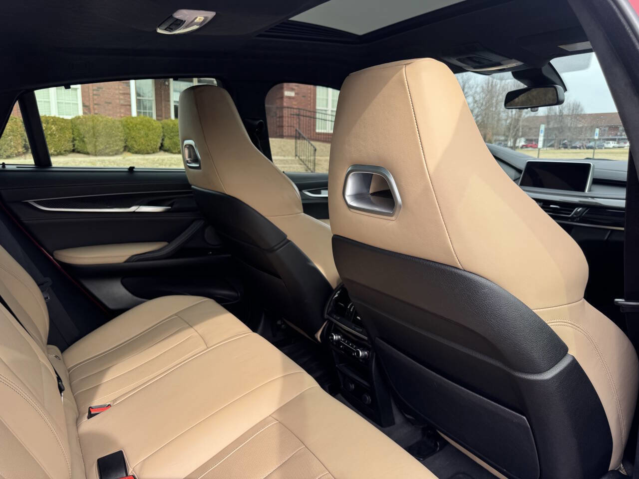 Used 2017 BMW X6 M image 27