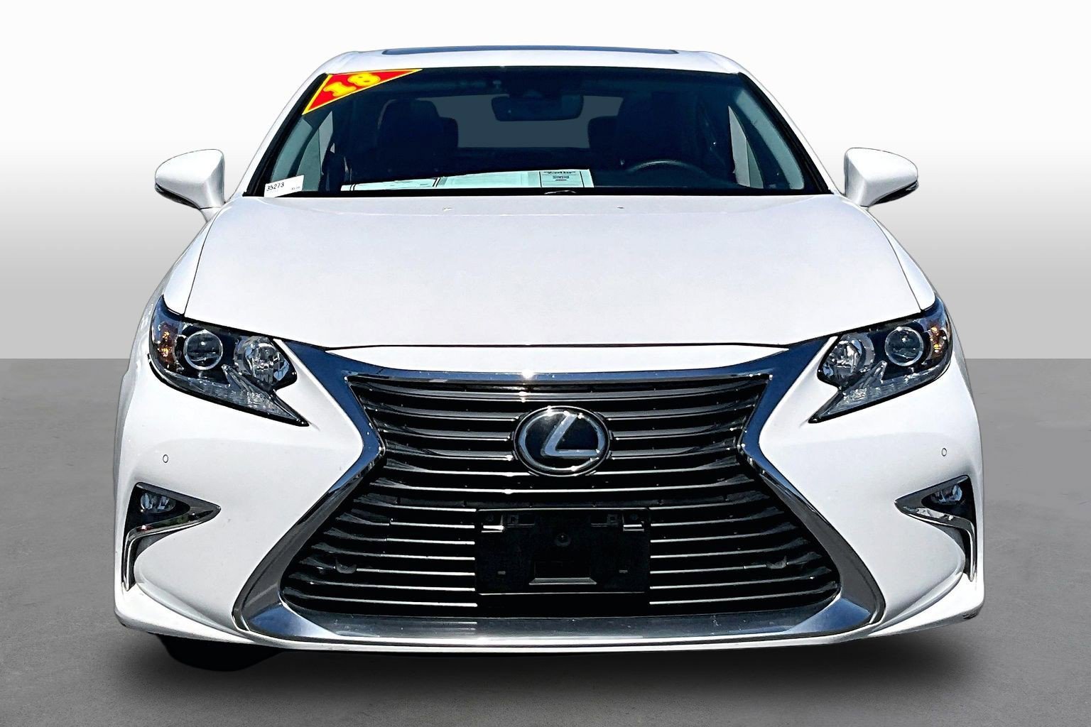 Used 2018 Lexus ES 350 w/ Premier Package FWD image 3