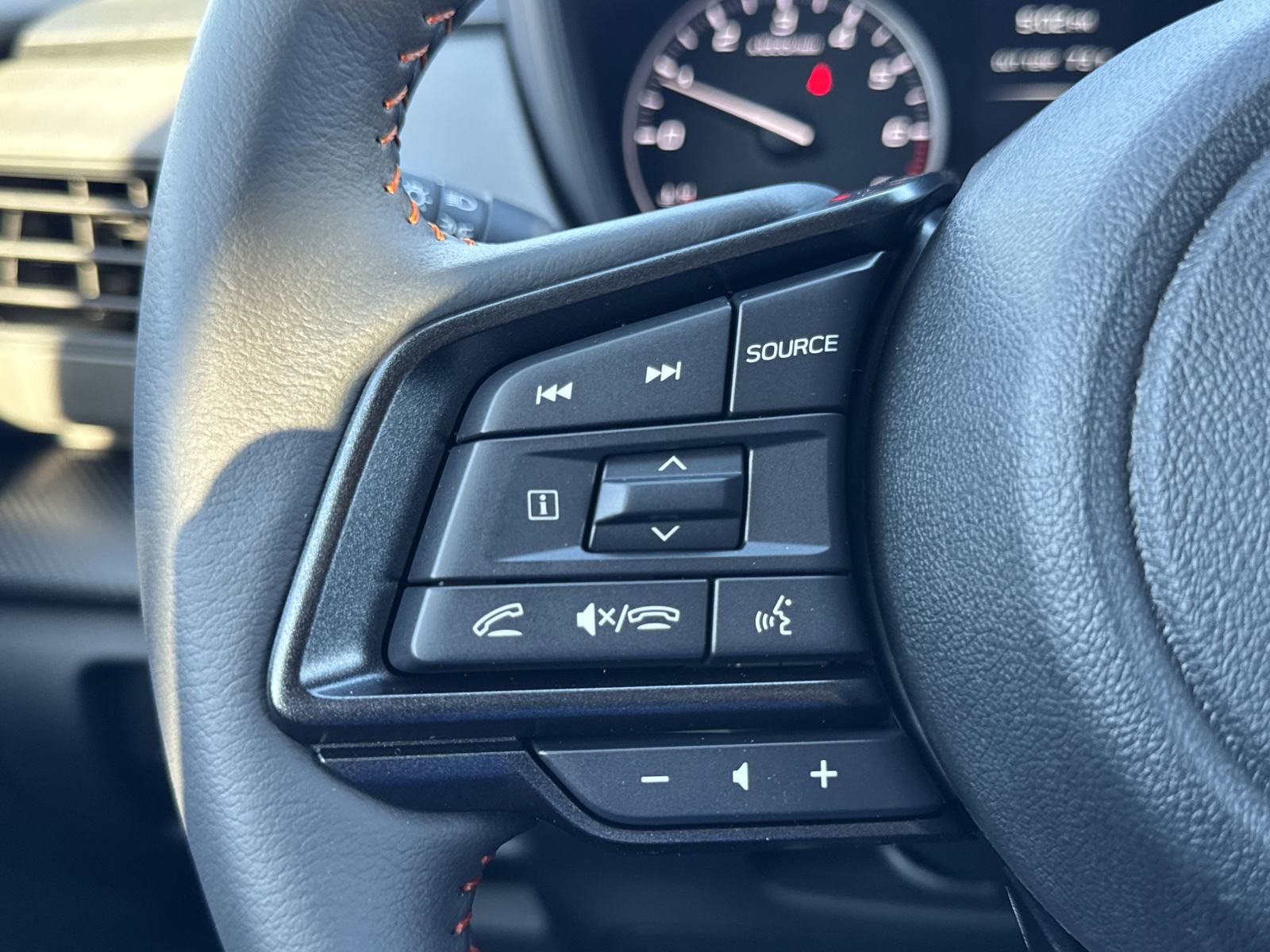 New 2025 Subaru Crosstrek 2.5i Limited w/ Popular Package #3A image 15