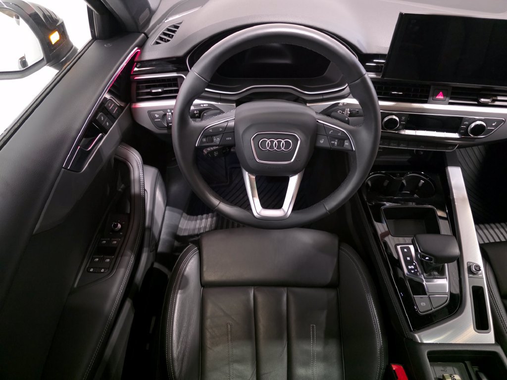 Used 2023 Audi A4 2.0T Premium Plus w/ Premium Plus Package AWD/4WD image 17