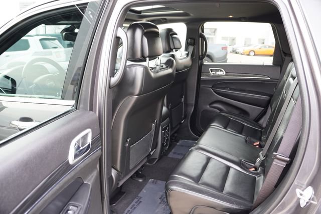 Certified 2021 Jeep Grand Cherokee Limited w/ Premium Lighting Group image 16