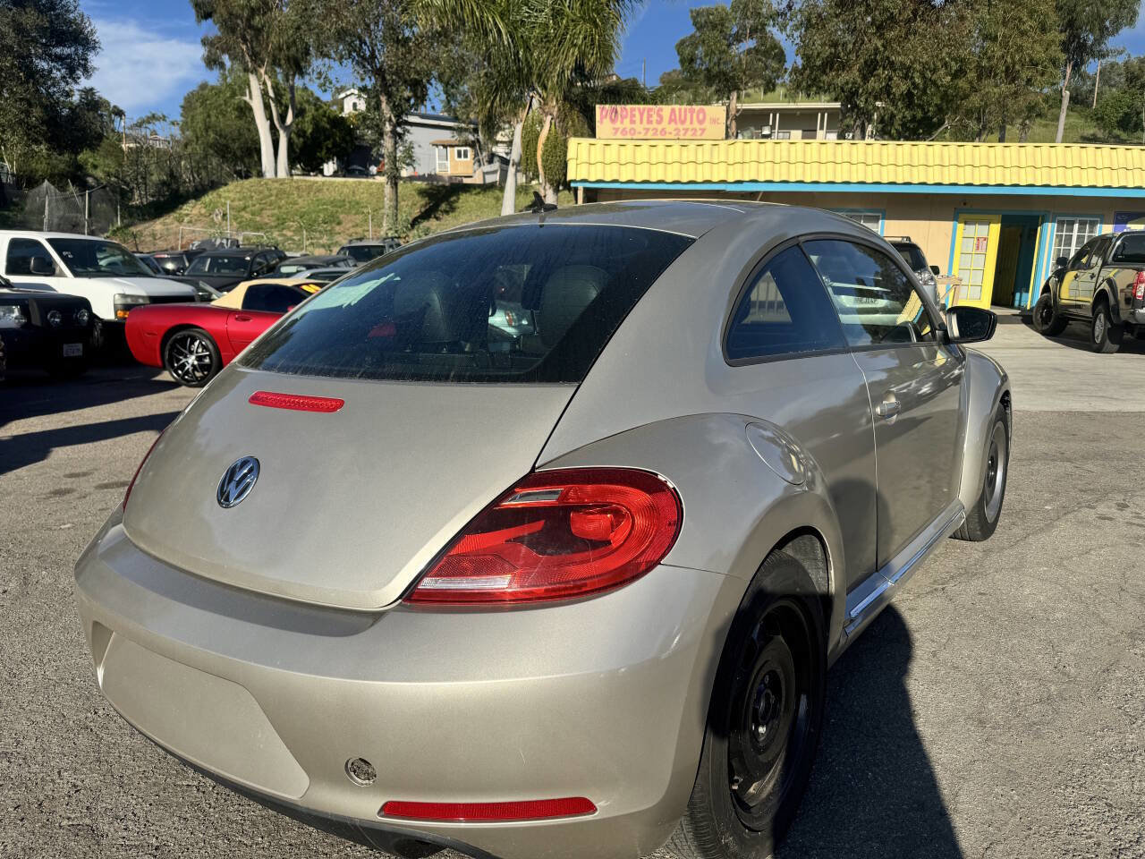 Used 2013 Volkswagen Beetle 2.5 image 10