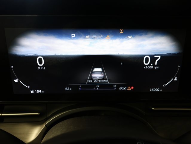 Used 2024 Kia Carnival SX image 15