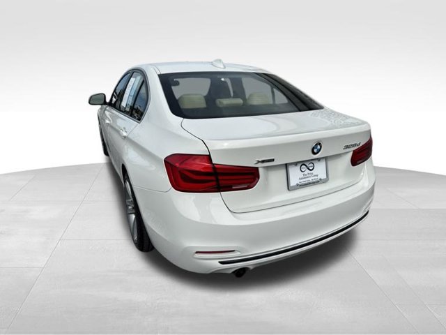 Used 2018 BMW 328d xDrive Sedan w/ Premium Package AWD/4WD image 6