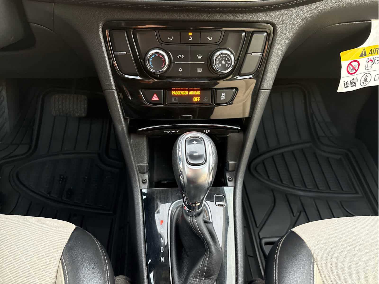 Used 2022 Buick Encore Preferred w/ Safety Package image 21