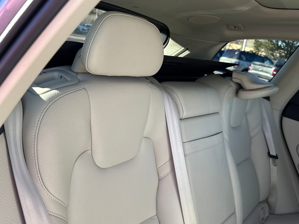 Used 2019 Volvo XC60 T5 Inscription image 22