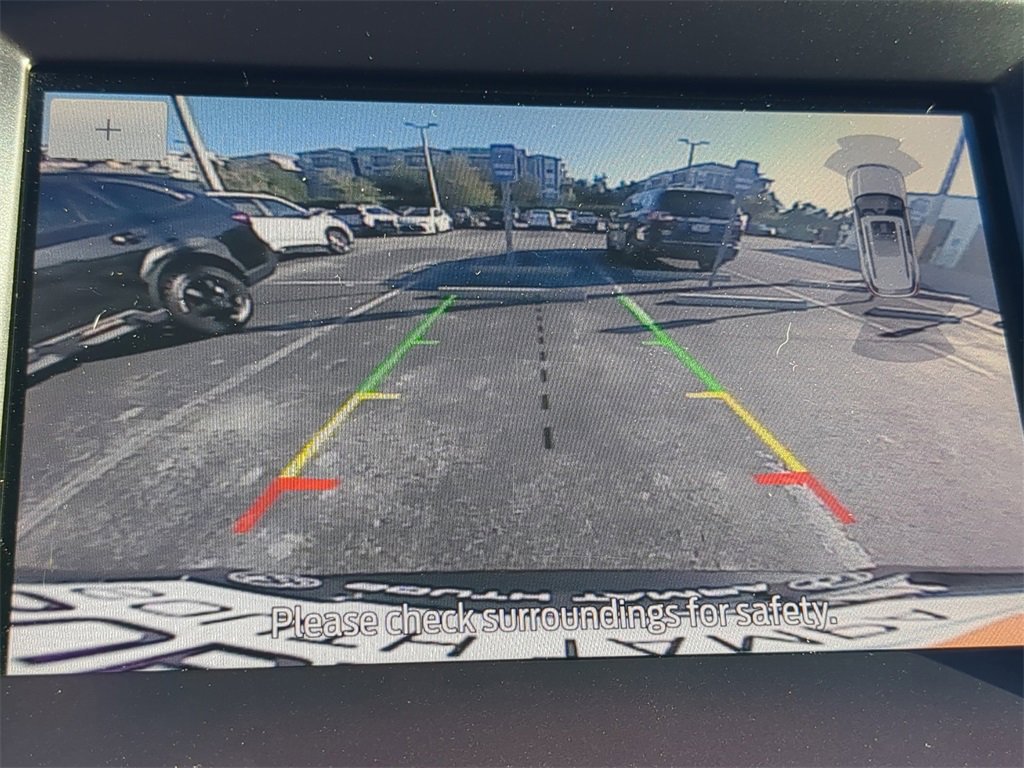 Used 2020 Ford Edge Titanium image 23