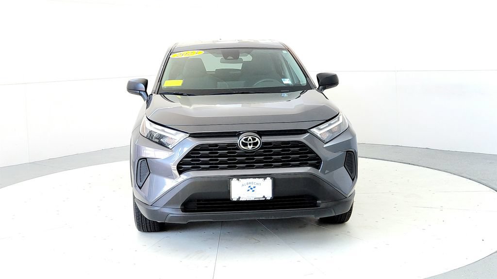 Used 2023 Toyota RAV4 LE AWD/4WD image 8
