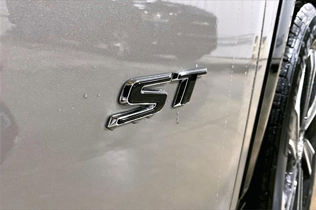 New 2026 Buick Enclave Sport Touring w/ Super Cruise Package image 7