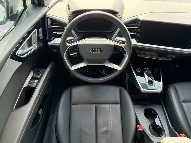 Used 2025 Audi Q4 e-tron Premium w/ Convenience Package RWD image 16