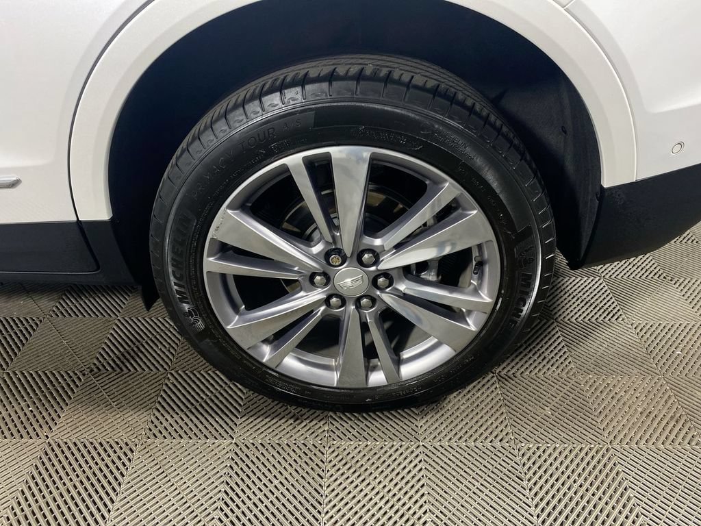 Certified 2024 Cadillac XT5 Premium Luxury w/ Technology Package AWD/4WD image 10