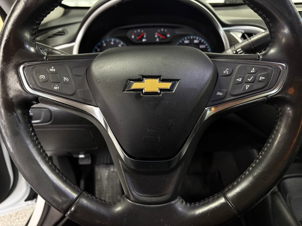 Used 2021 Chevrolet Malibu RS w/ LPO, Convenience Package 1 image 16