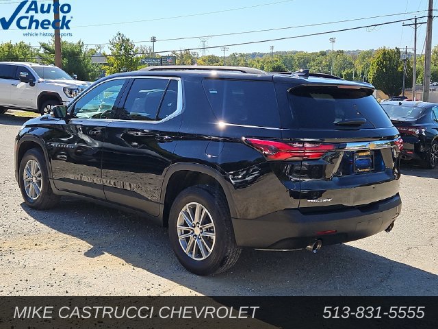 Used 2023 Chevrolet Traverse LT FWD image 3