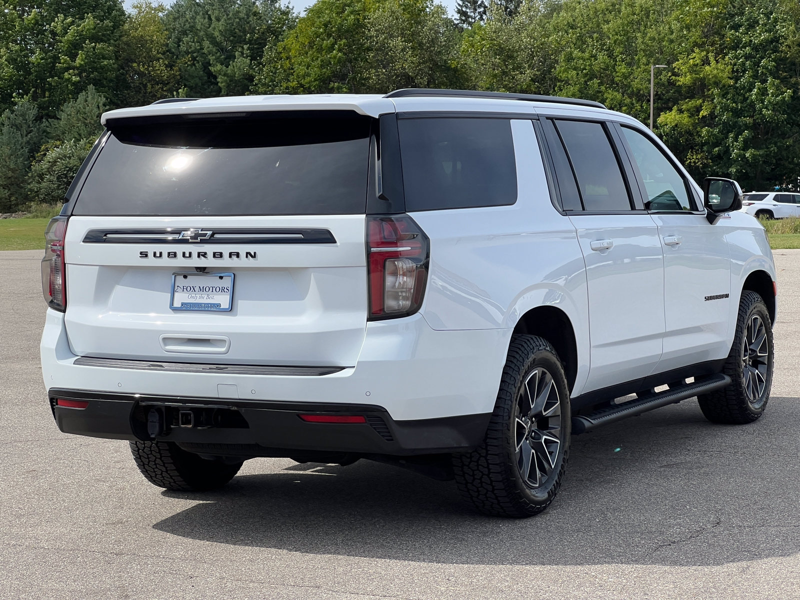 Certified 2024 Chevrolet Suburban Z71 w/ Off-Road Capability Package AWD/4WD image 17
