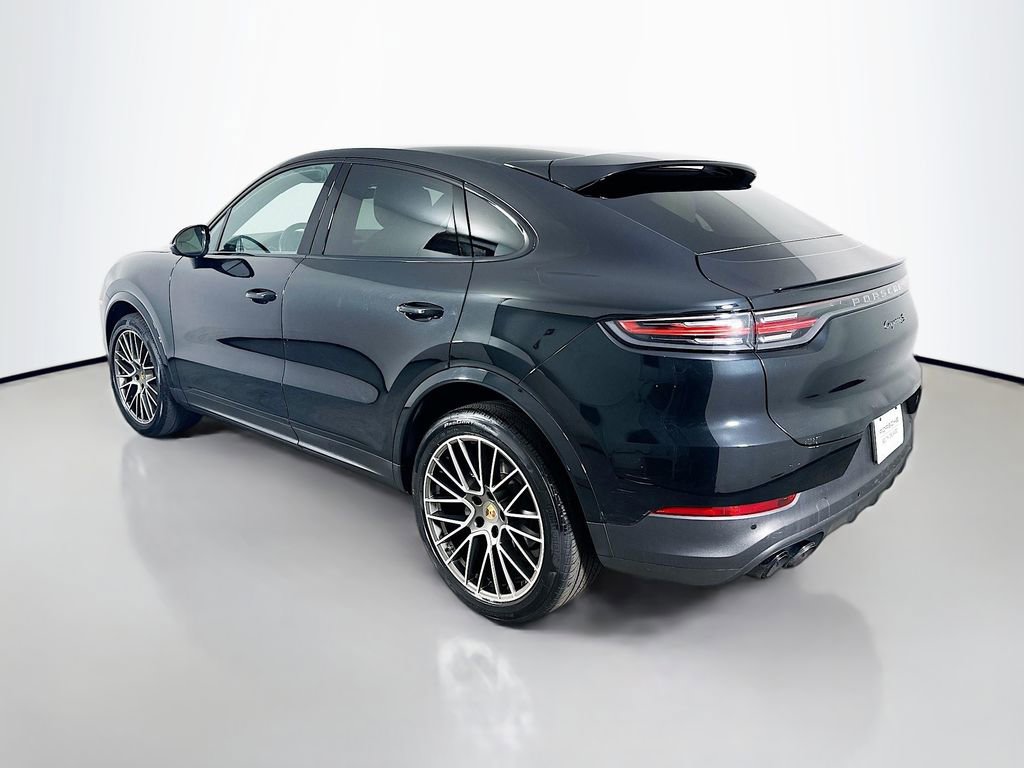 Used 2023 Porsche Cayenne S image 3