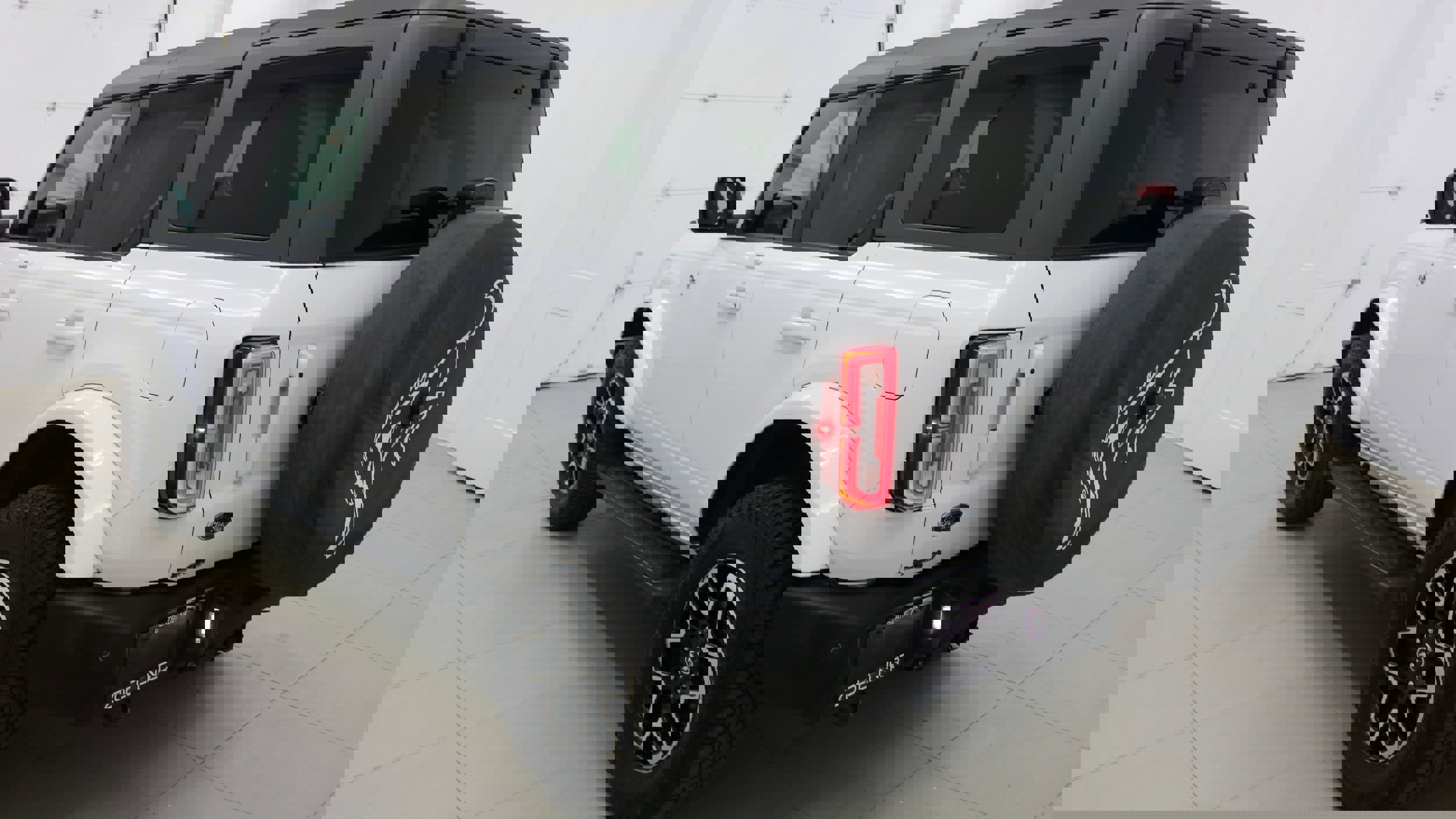 Used 2023 Ford Bronco Outer Banks image 7