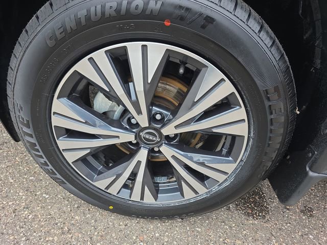 Certified 2023 Nissan Rogue SV w/ SV Premium Package image 10