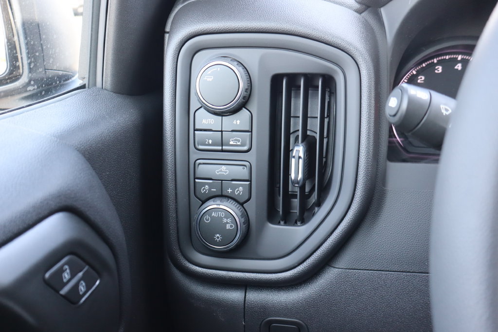 New 2026 Chevrolet Silverado 1500 Custom AWD/4WD image 10
