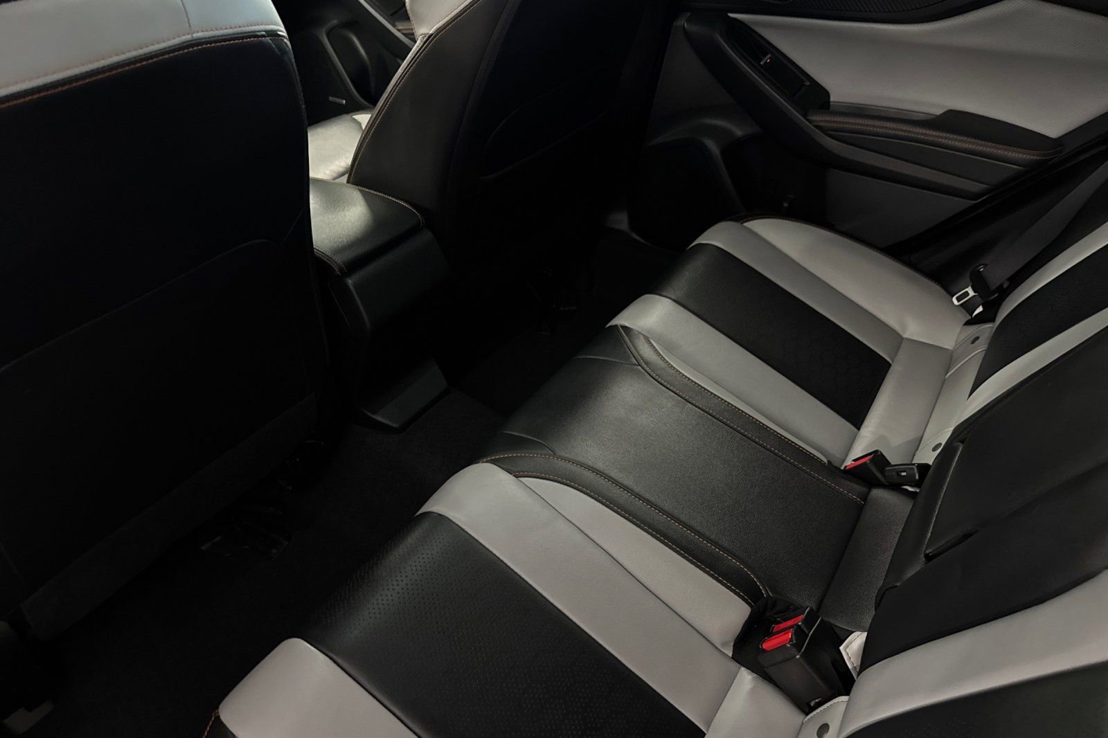 Used 2019 Subaru Crosstrek 2.0i Limited w/ Moonroof Package w/Navigation AWD/4WD image 12
