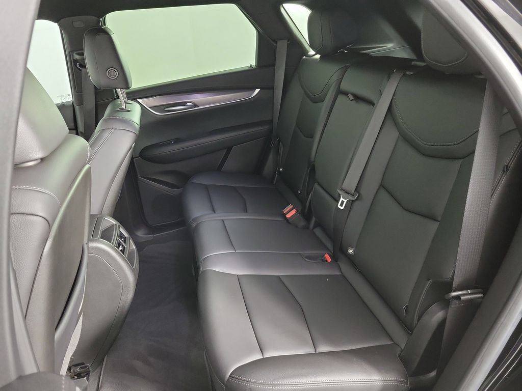 Used 2023 Cadillac XT5 Luxury image 11