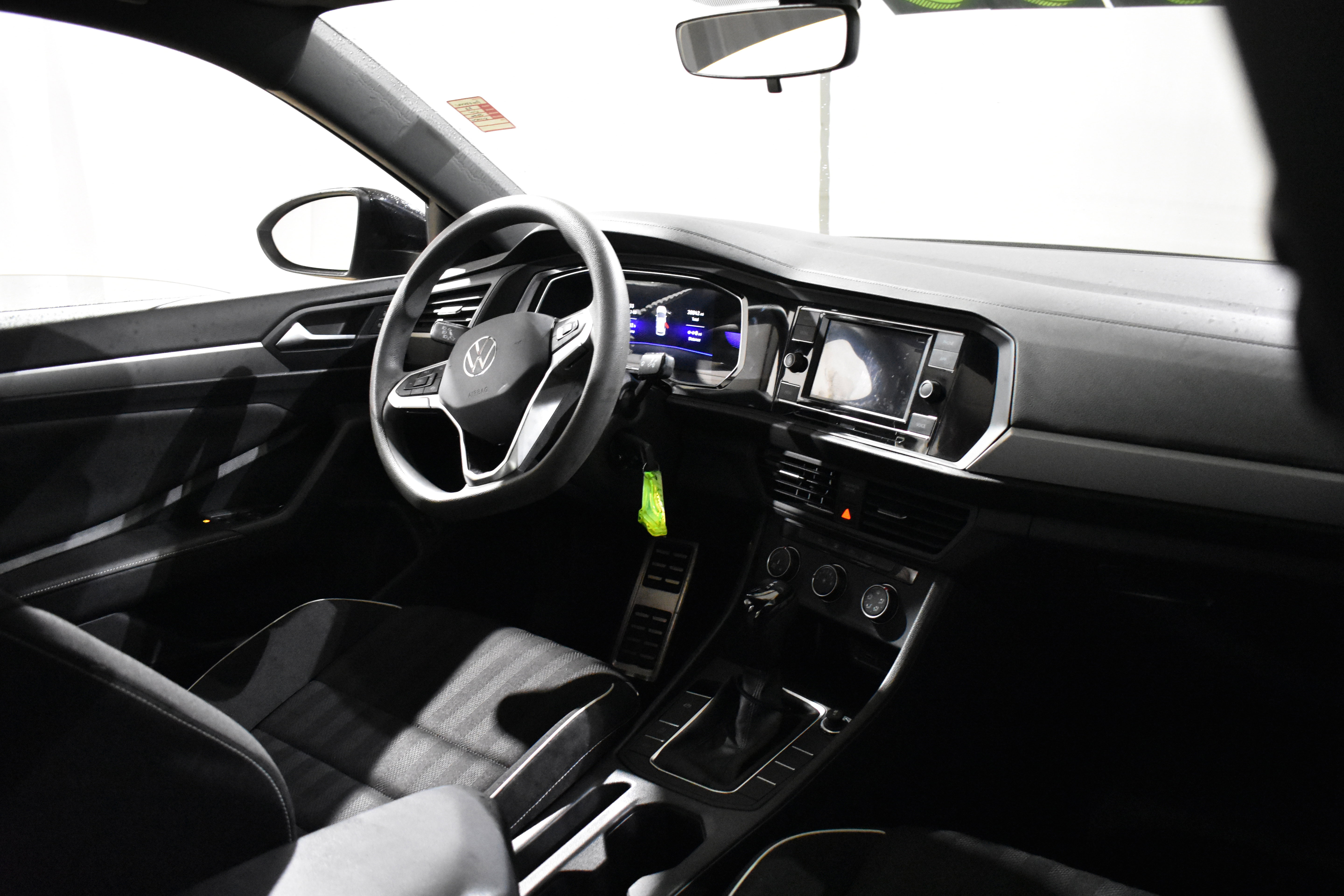 Used 2023 Volkswagen Jetta Sport image 28