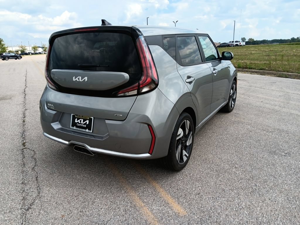 Certified 2024 Kia Soul GT-Line FWD image 14