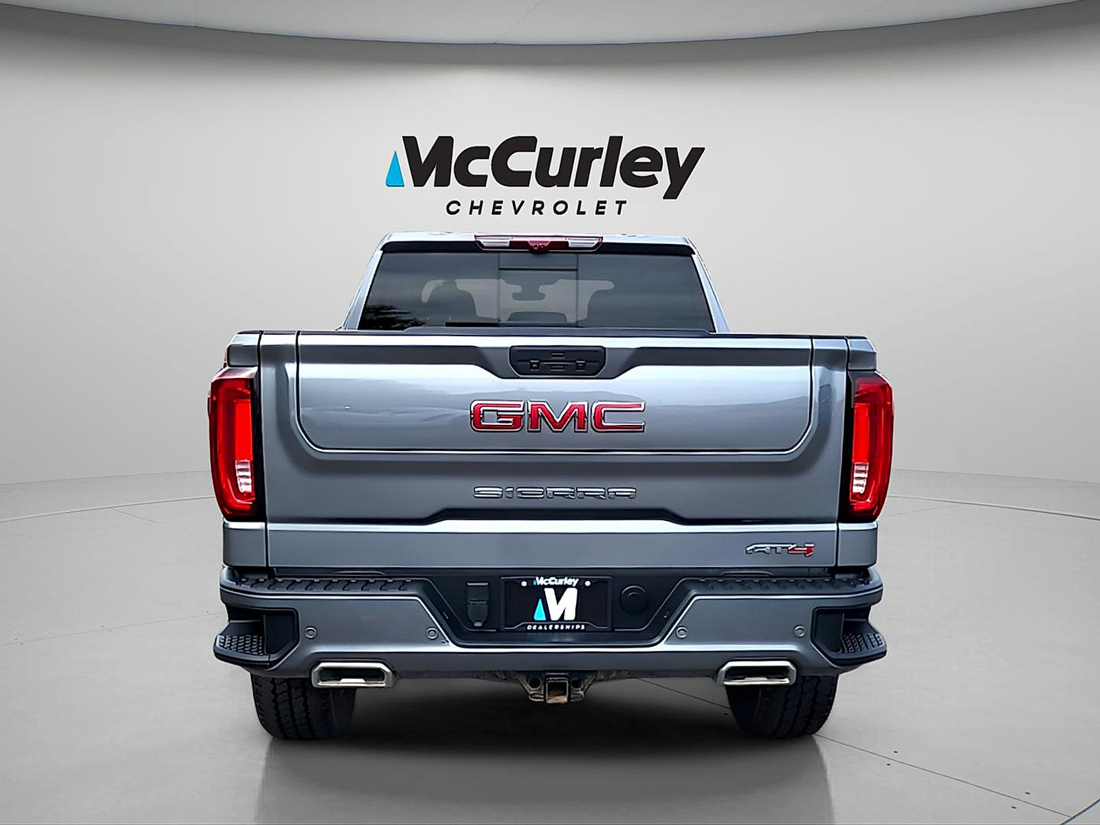 Used 2021 GMC Sierra 1500 AT4 w/ AT4 Premium Package AWD/4WD image 6